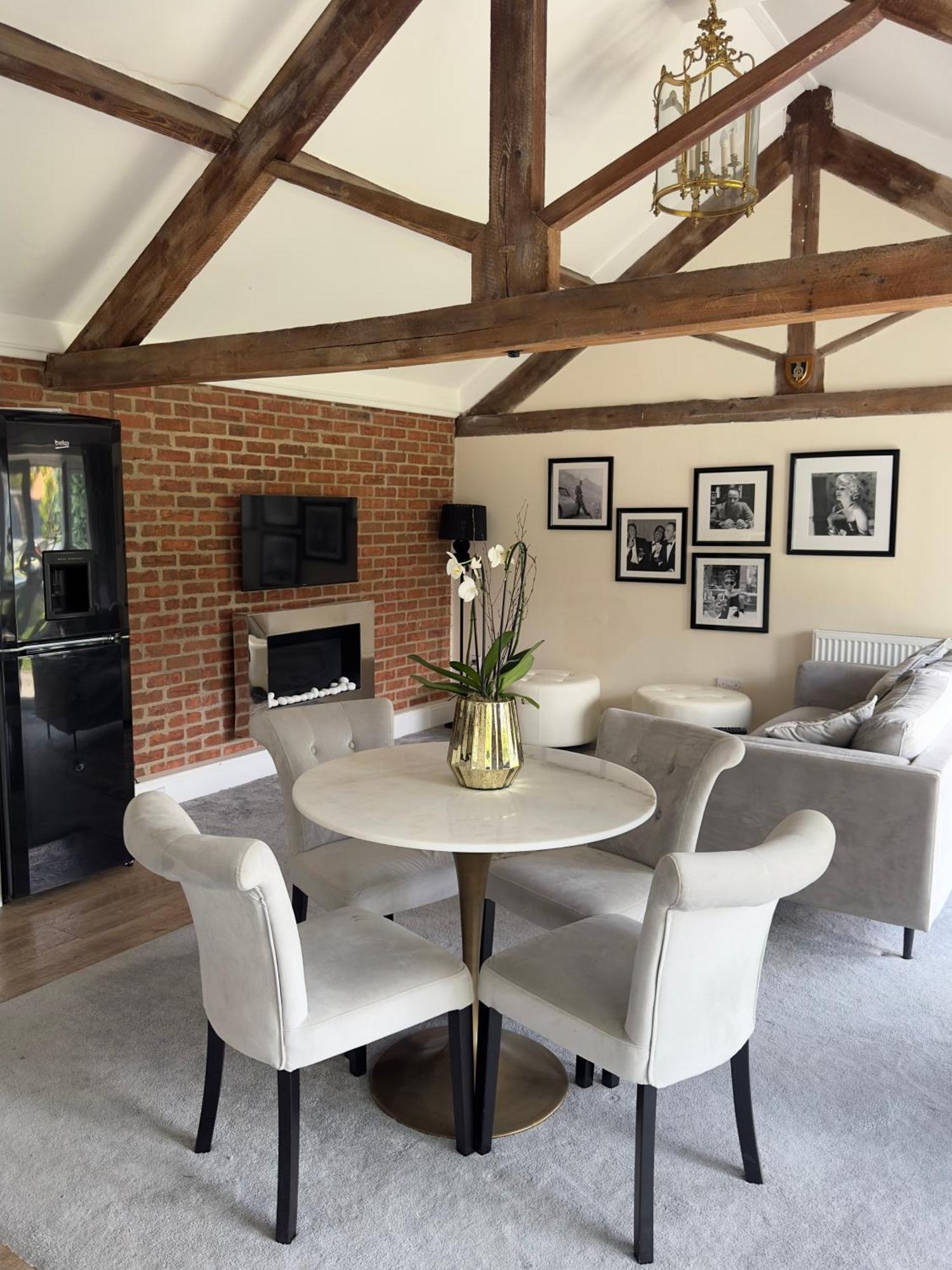 The Luxury Annex At Barmby Moor House Apartment York Exterior foto